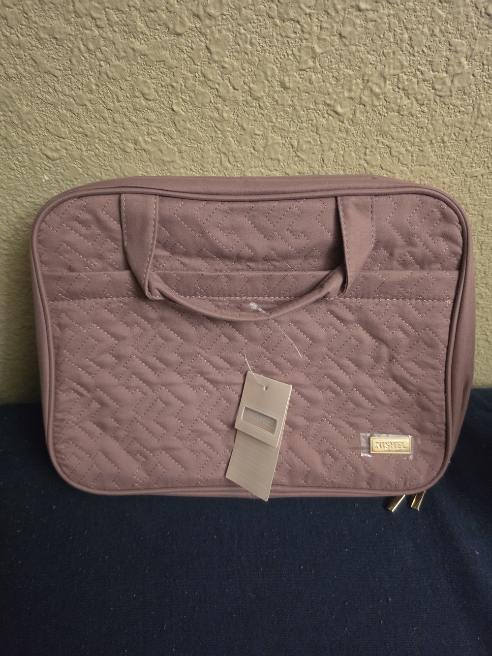 NWT NISHEL Quilted Hanging Travel Toiletry Bag - Mauve Pink